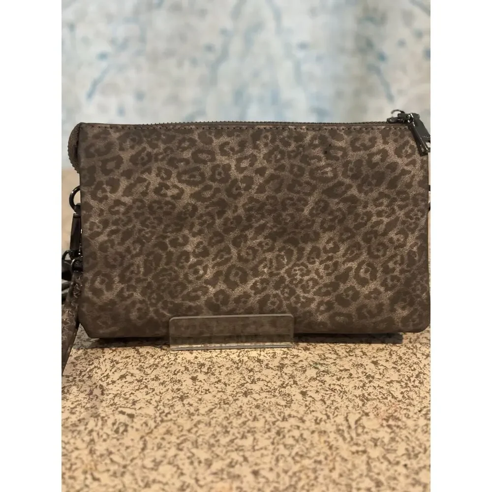 Gray Silver Cheetah Leopard Animal Print Faux Leather Crossbody Bag Purse EUC